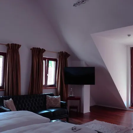 Hotel Ochsen Am Mehlsack 3*